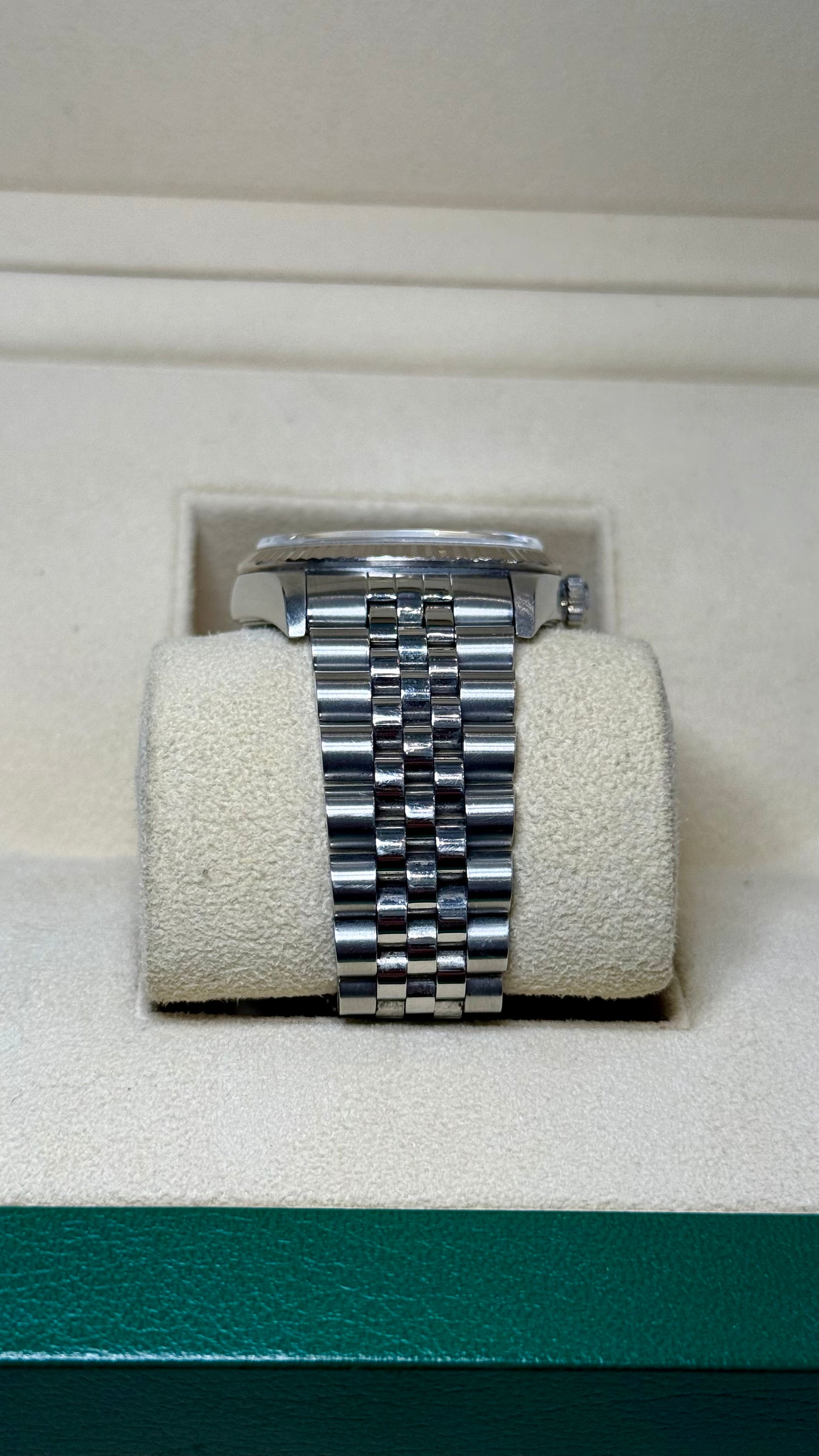 Rolex Datejust Silver Dial on 16220