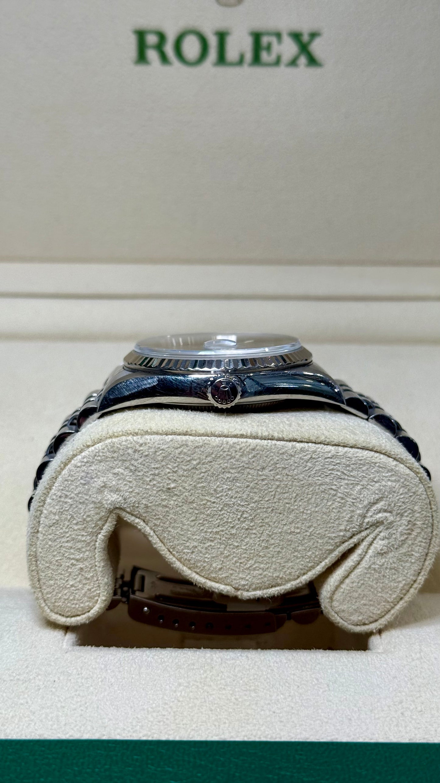 Rolex Datejust Silver Dial on 16220