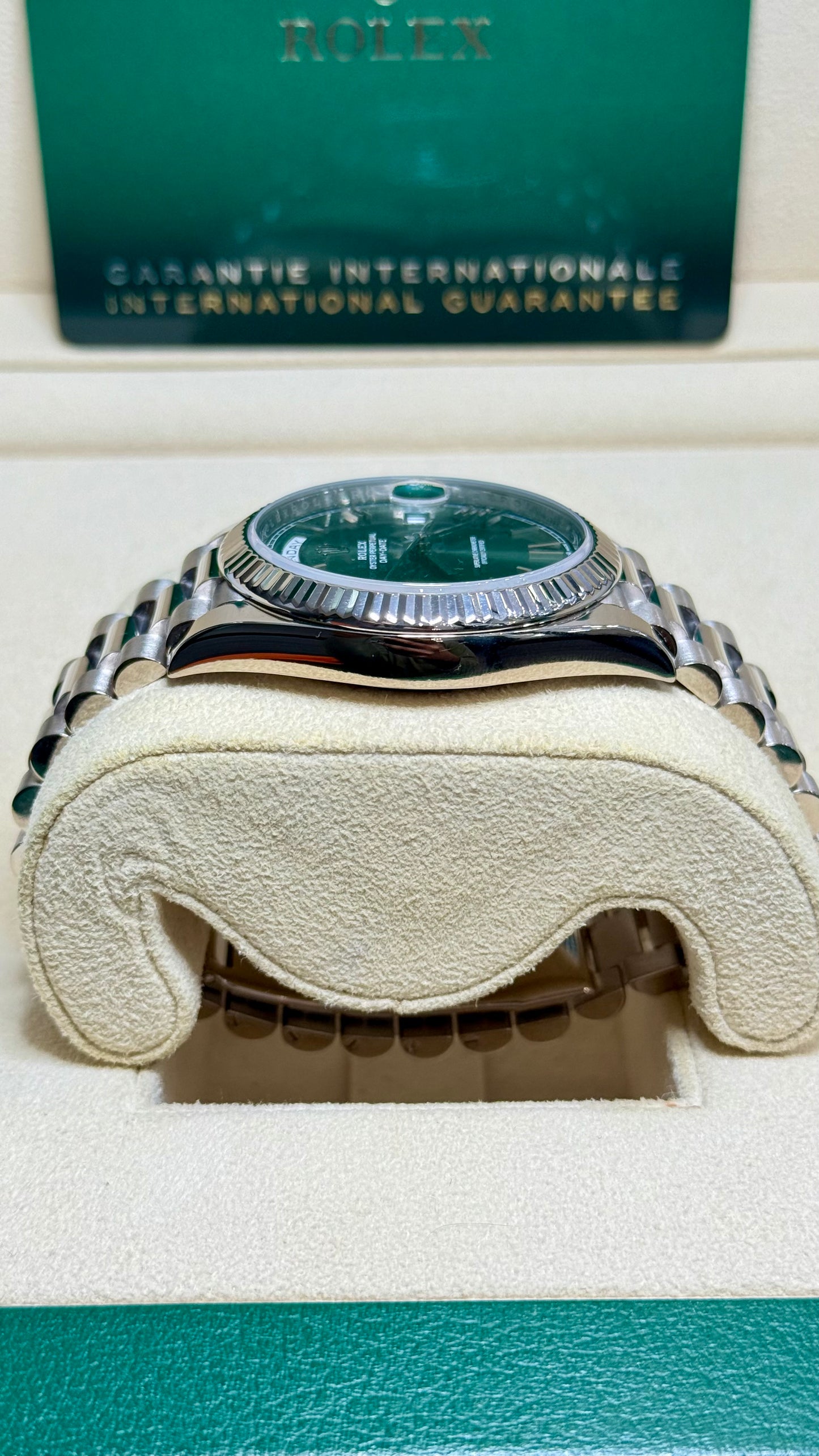Rolex Day-Date 40 Green Dial on President 228239-0033 Card 2021