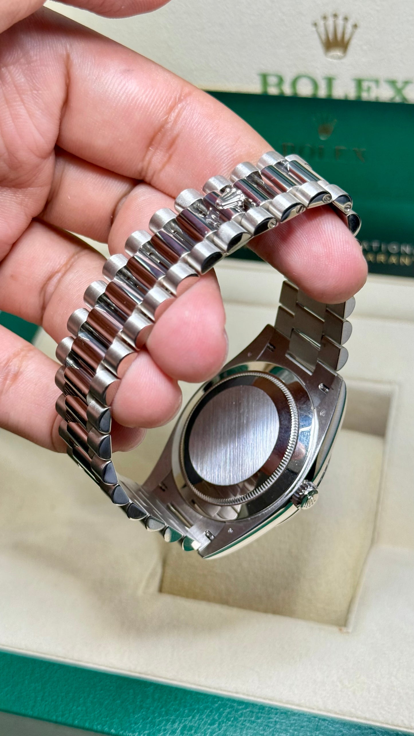 Rolex Day-Date 40 Green Dial on President 228239-0033 Card 2021