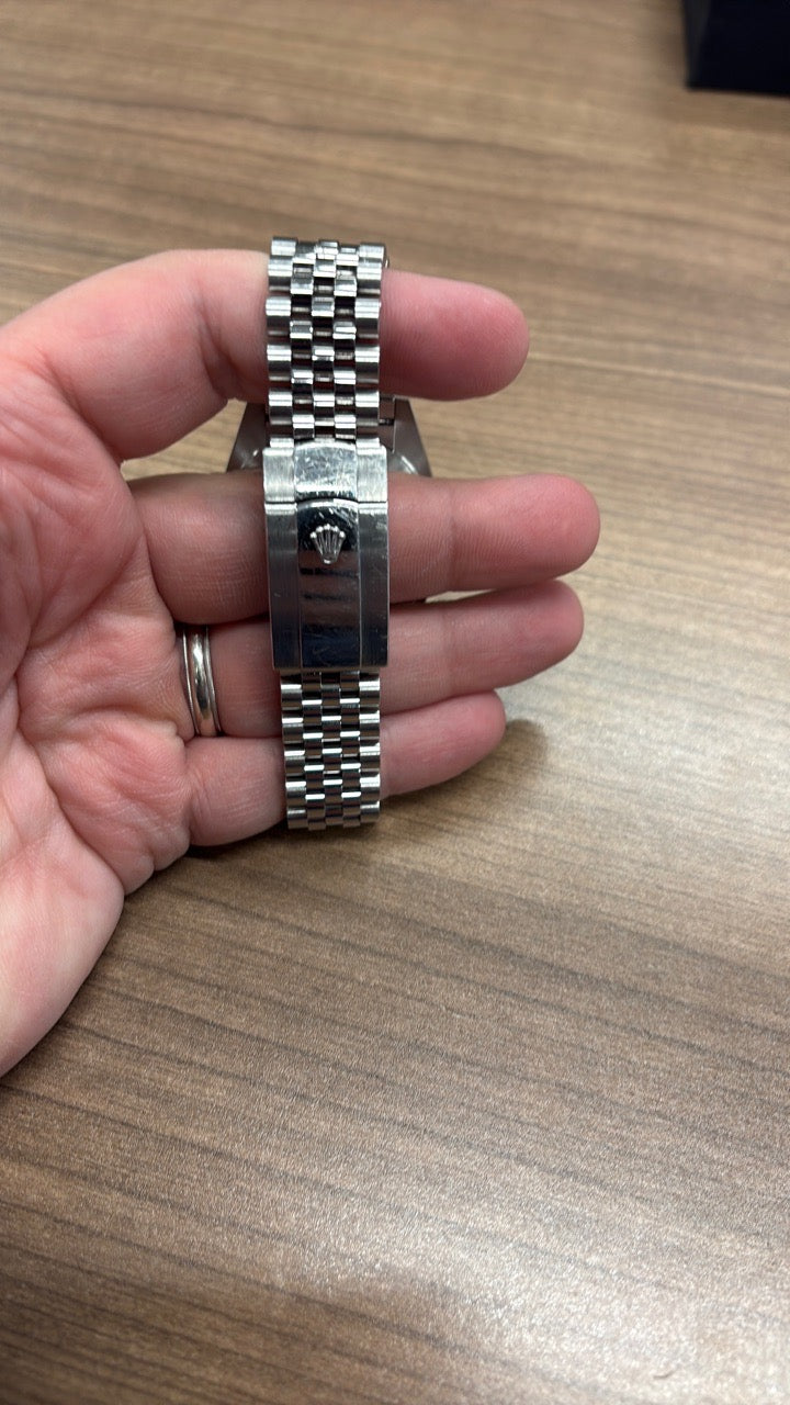 Rolex Datejust 41 Silver Index Dial on Jubilee 126334 Complete 2020