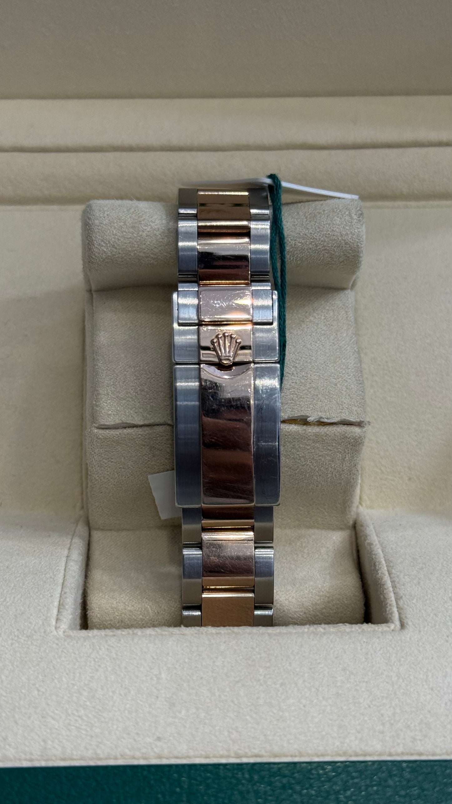 Rolex Yacht-Master Intense Black Dial on Oyster 126621-0002 Complete 2023