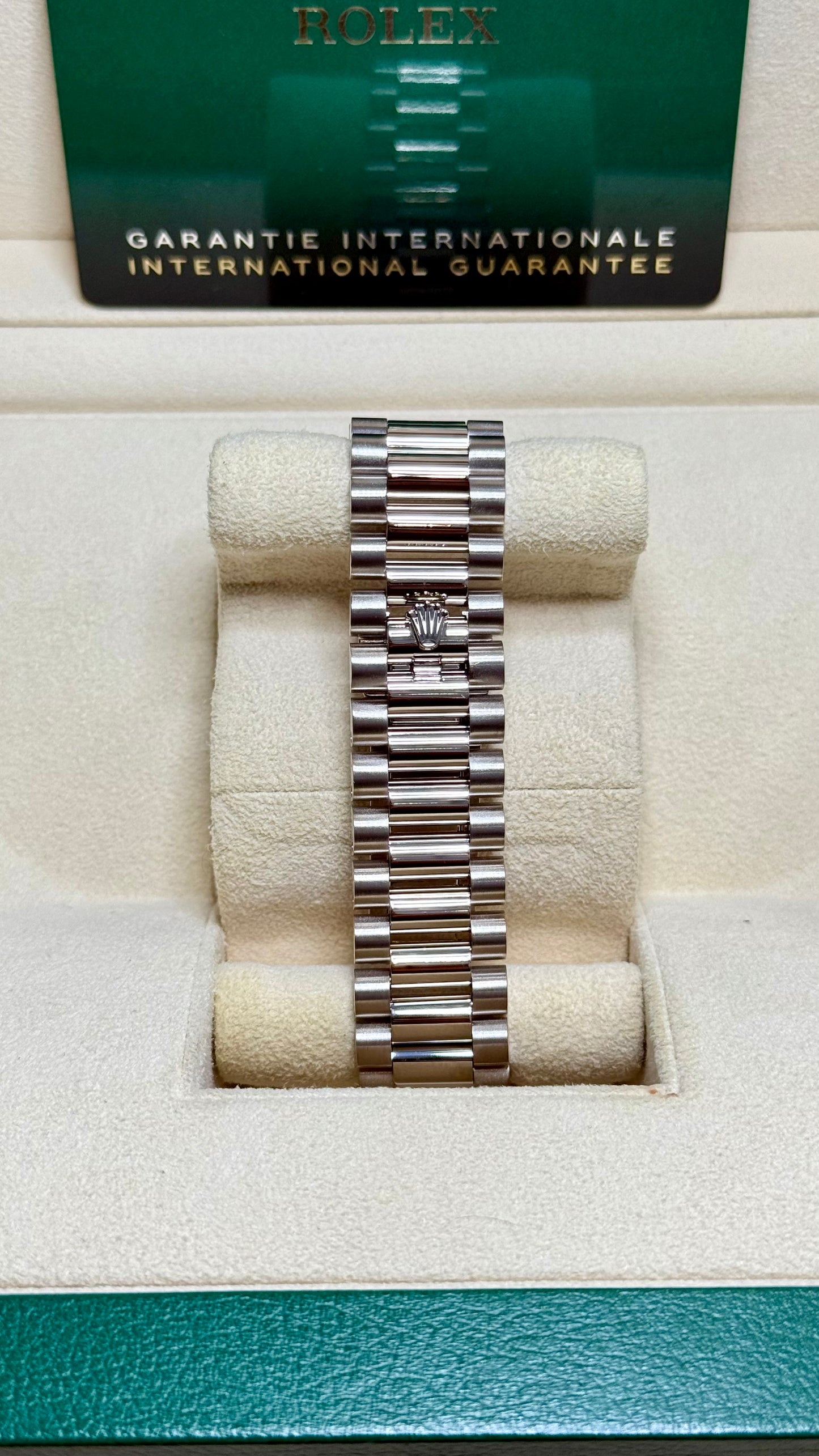 Rolex Day-Date 40 Green Dial on President 228239-0033 Card 2021